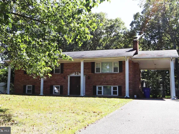 9343 Clifford Dr, White Plains, MD 20695