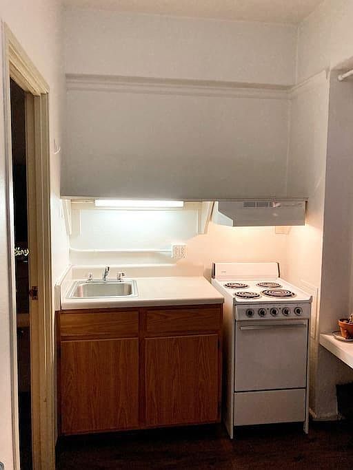 1st image of 2200 Prospect Ave #304