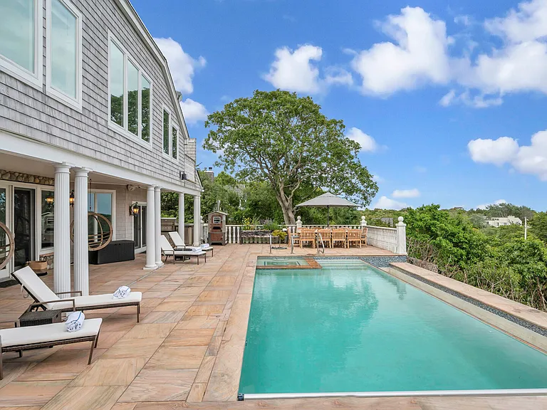 51 Cliff Rd — Photo 3
