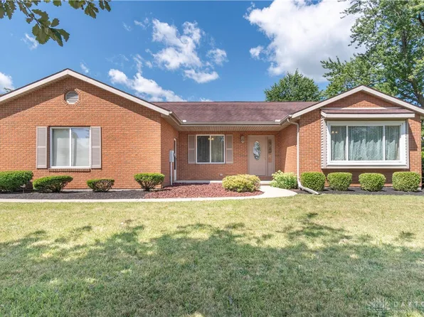 204 W Pinehurst St, Sidney, OH 45365