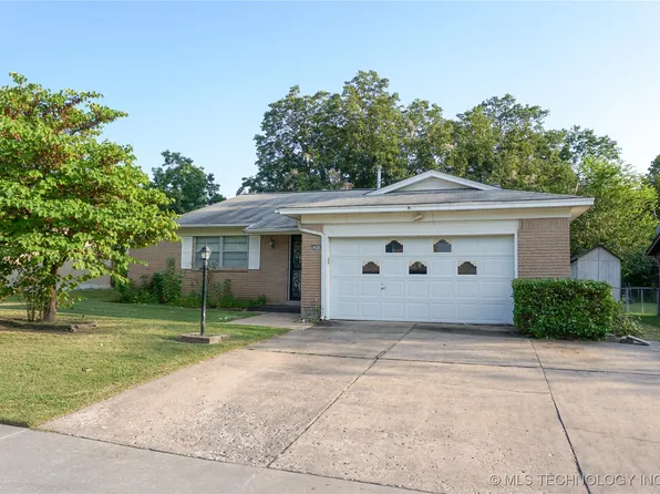 12414 E 32nd Pl, Tulsa, OK 74146