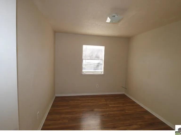 304 Erby Ave #A — Photo 13