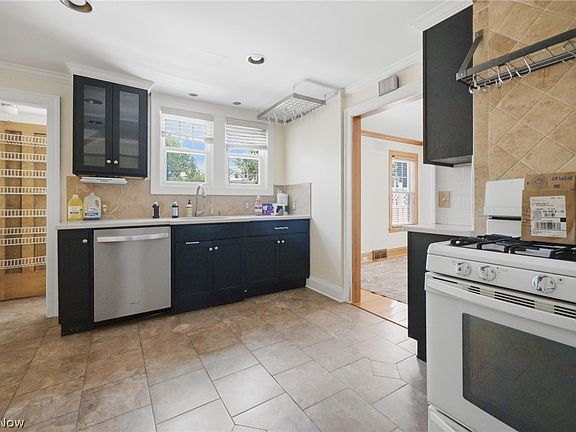 2nd image of 1415 Blossom Park Ave