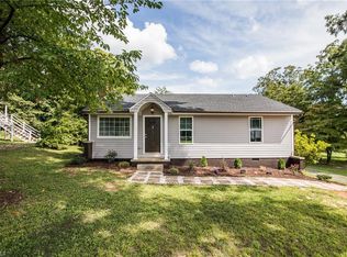 160 Hampton Rd, Asheboro, NC 27203