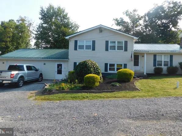 25 Blue Bird Dr, Lewistown, PA 17044