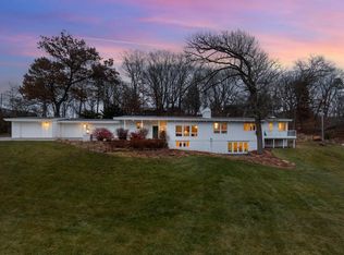 1345 Fairlawn Way, Golden Valley, MN 55416