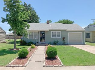 402 E 20th St, Hays, KS 67601
