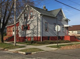 2002 Hamilton St, Manitowoc, WI 54220