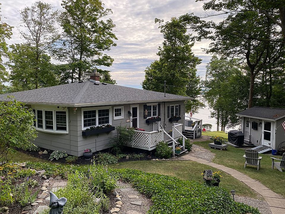1st image of 333 Cottonwood Ln