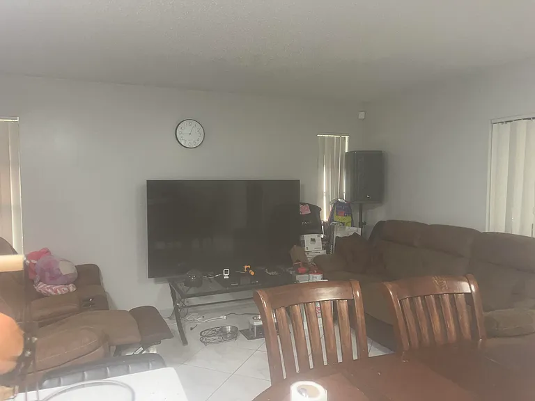 1322 Pines Ln — Photo 9
