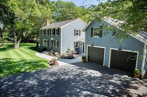 1st image of 104 Blueberry Ln