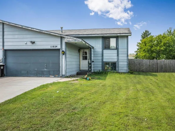 11024 Swallow St NW, Coon Rapids, MN 55433