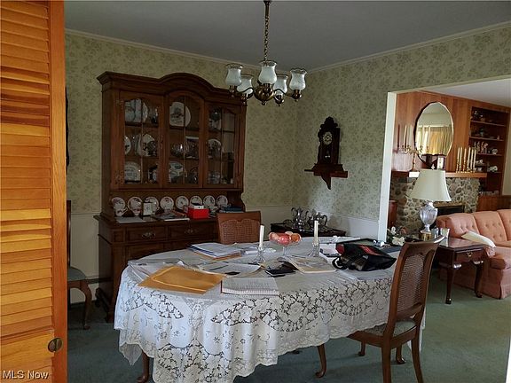 5th image of 238 Montrose Way