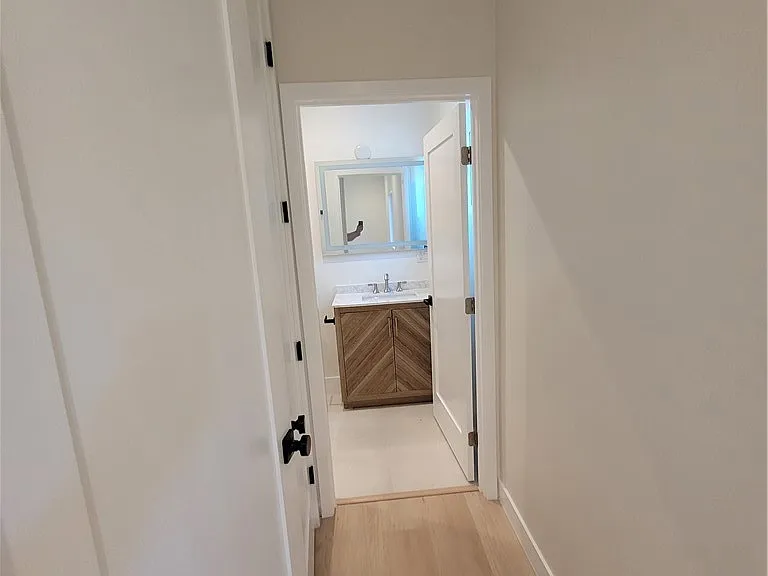 8004 Shirley Ave — Photo 17