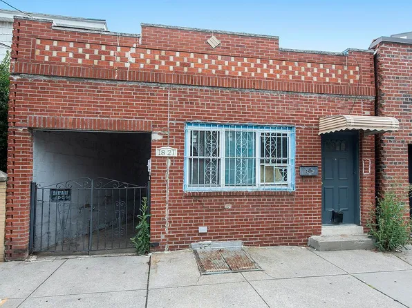 18-21 26th Rd, Astoria, NY 11102