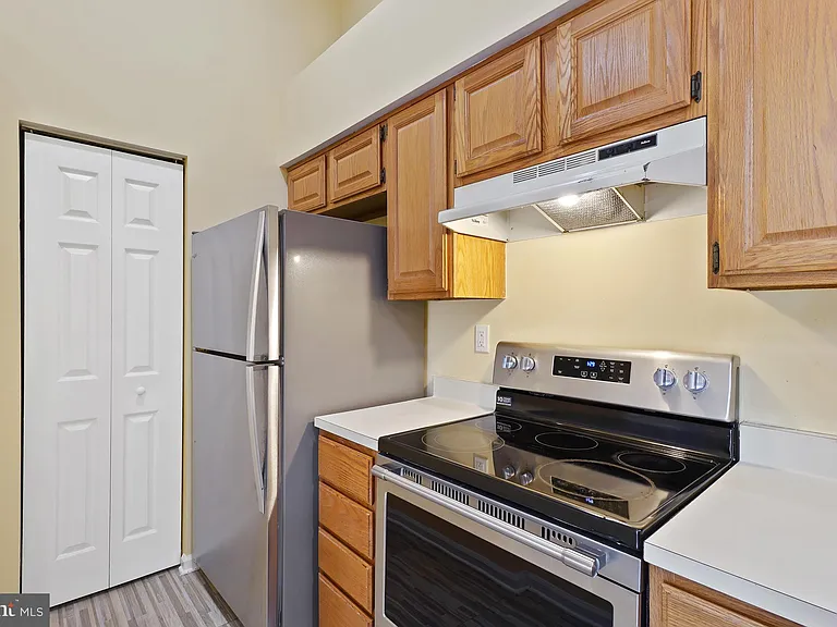 12220 Eagles Nest Ct #L — Photo 15