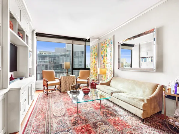 255 Hudson Street image 1 of 9