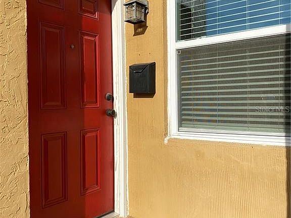 3rd image of 4528 La Capri Ct