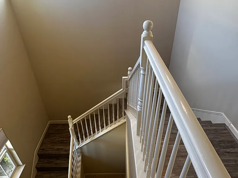 611 Falling Star Dr — Photo 14