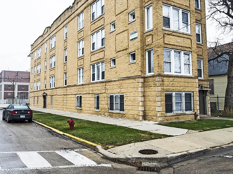 1115 S Karlov Ave 1115-17 S Karlov Chicago, IL 60624 — Photo 8