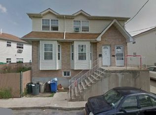 10242 1st St, Howard Beach, NY 11414
