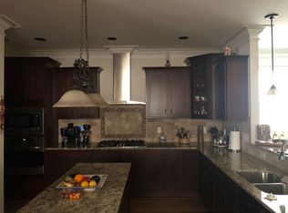 702 Angelica Cir, Cary, NC 27518