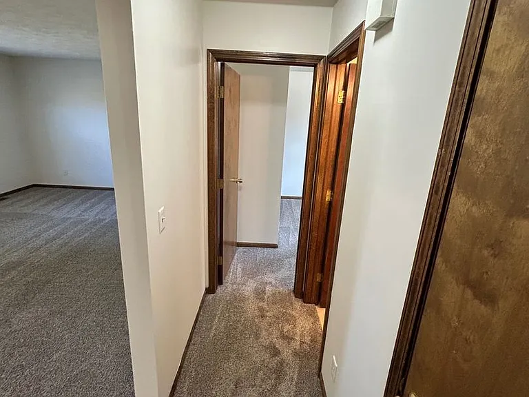 254 & 256 Church Street Ct — Photo 11