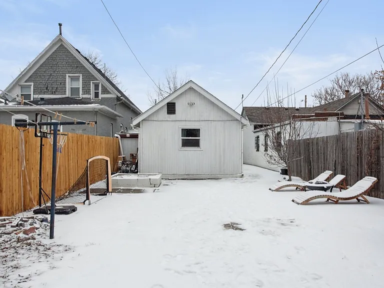 3435 N Franklin St — Photo 14