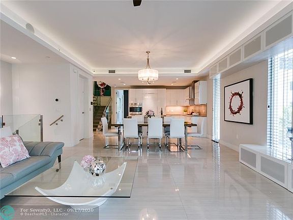 2nd image of 255 Shore Ct