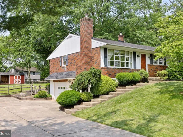 1546 Swamp Pike, Gilbertsville, PA 19525