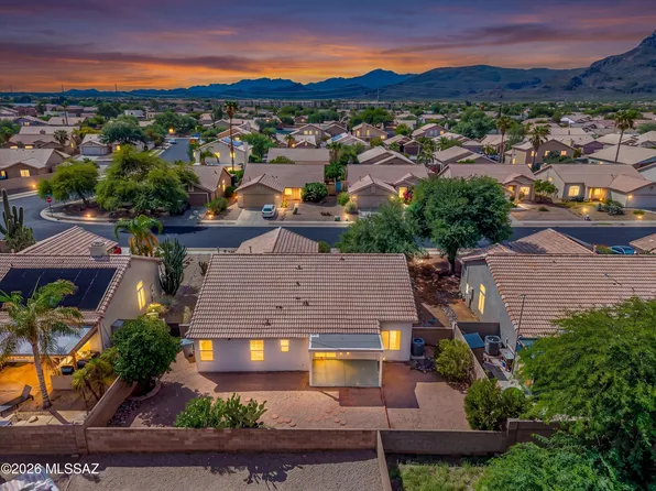 7600 W Summer Sun Ln, Tucson, AZ 85743