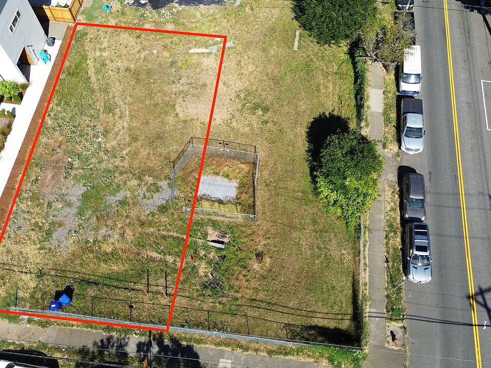 2nd image of N Gantenbein Ave