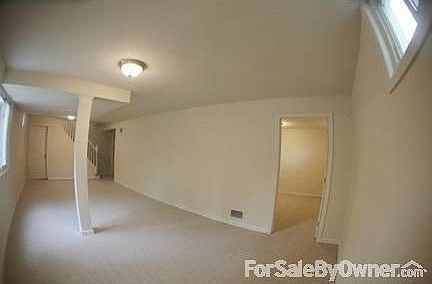 5th image of 10217 Stratford Ave
