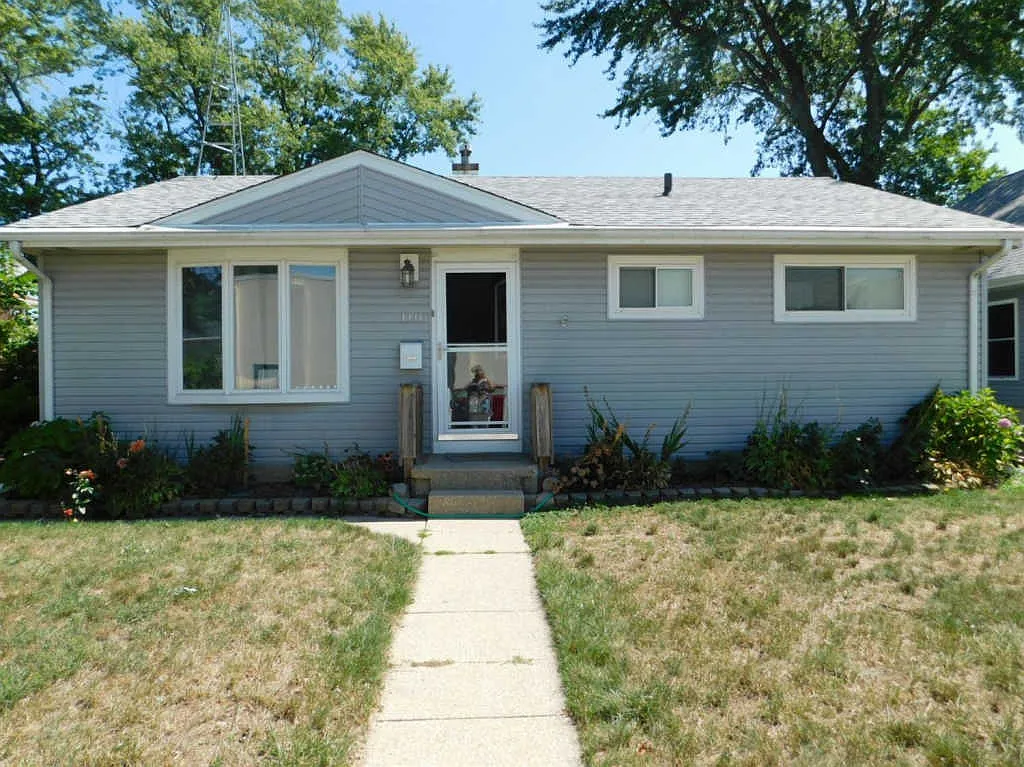 110 Stimpson Ct photo 1