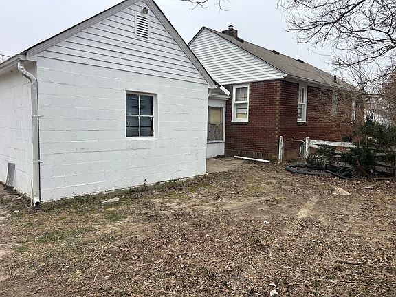 4th image of 5912 E 16th St