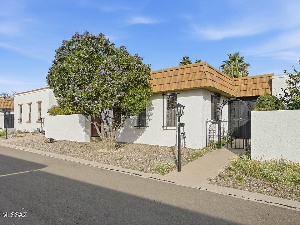 1st image of 600 E River Rd APT W