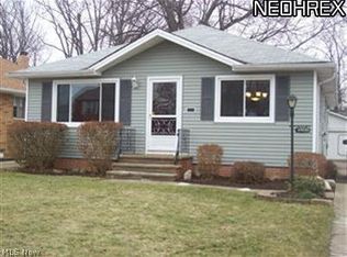 24030 Puritan Rd, Euclid, OH