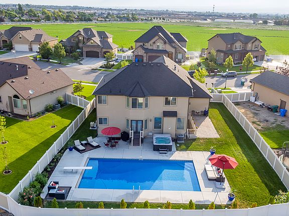 3rd image of 11942 S Scenic Acres Dr
