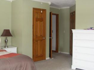 14297 E Clarksville Rd, Marshall, IL 62441