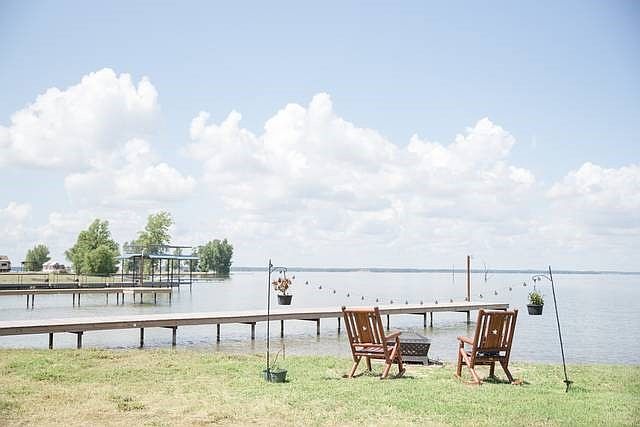 1st image of Peninsula Point