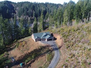 89090 Mercer Lake Rd, Florence, OR 97439