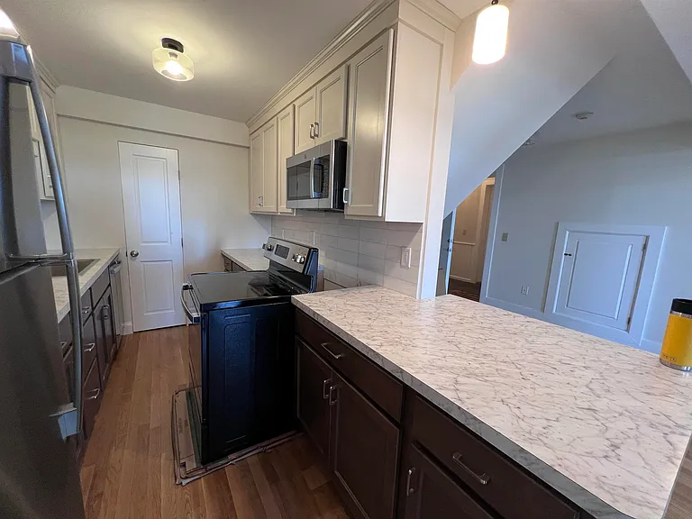 123 Water St #4E — Photo 6