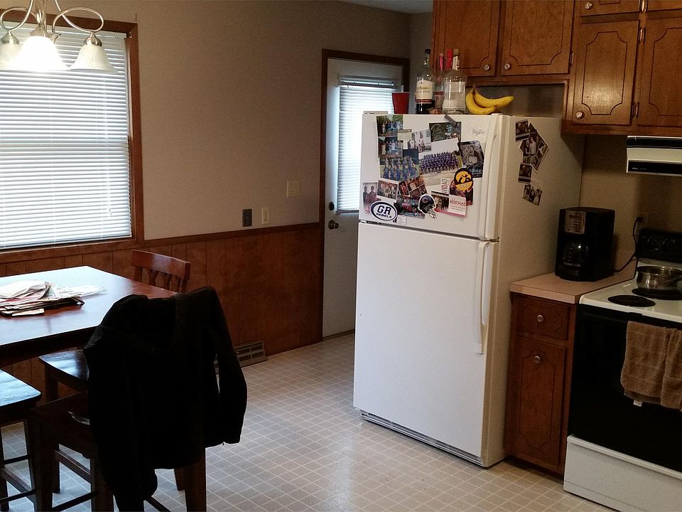 1st image of 1304 Brenton Dr