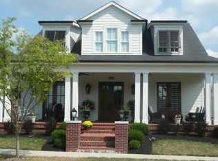 9011 Anemone Dr, Prospect, KY 40059