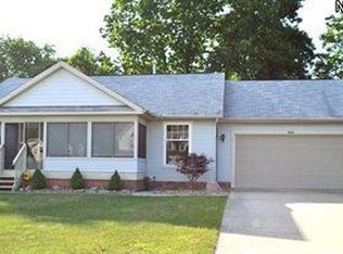 6408 Valley Ranch Dr, Garfield Heights, OH 44137