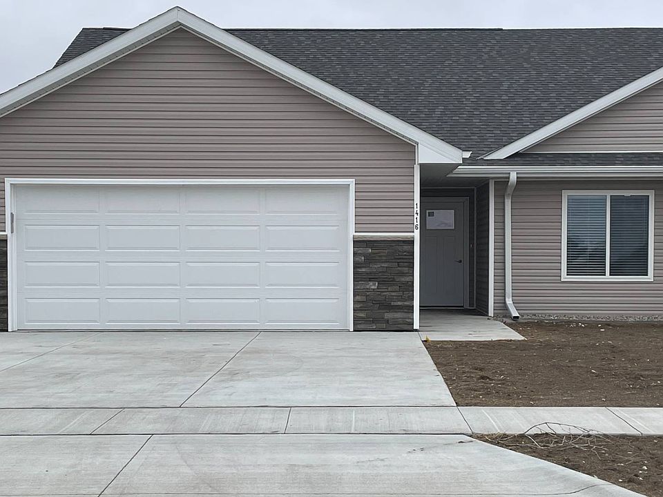 1st image of 1416 Cottage Park Dr