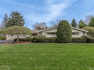 8600 Maltbie Rd, Dayton, OH 45458