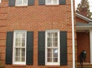 101 Country Club Ct, Spartanburg, SC 29302