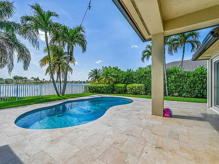 512 NW 120th Dr — Photo 34