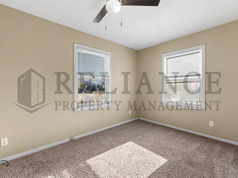731 S Apache Dr — Photo 18